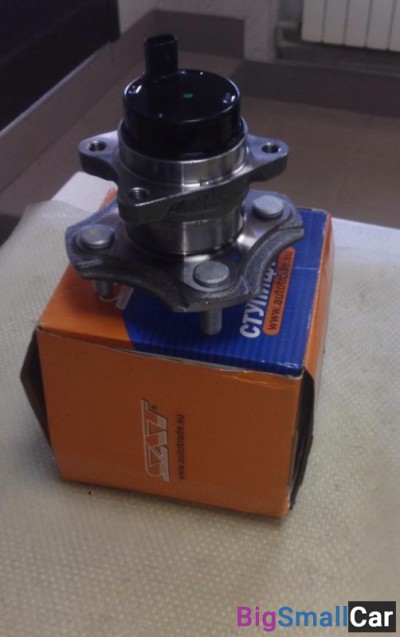 Ступица задняя новый дубликат Toyota vitz 10