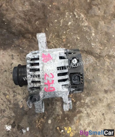 Генератор Toyota Auris